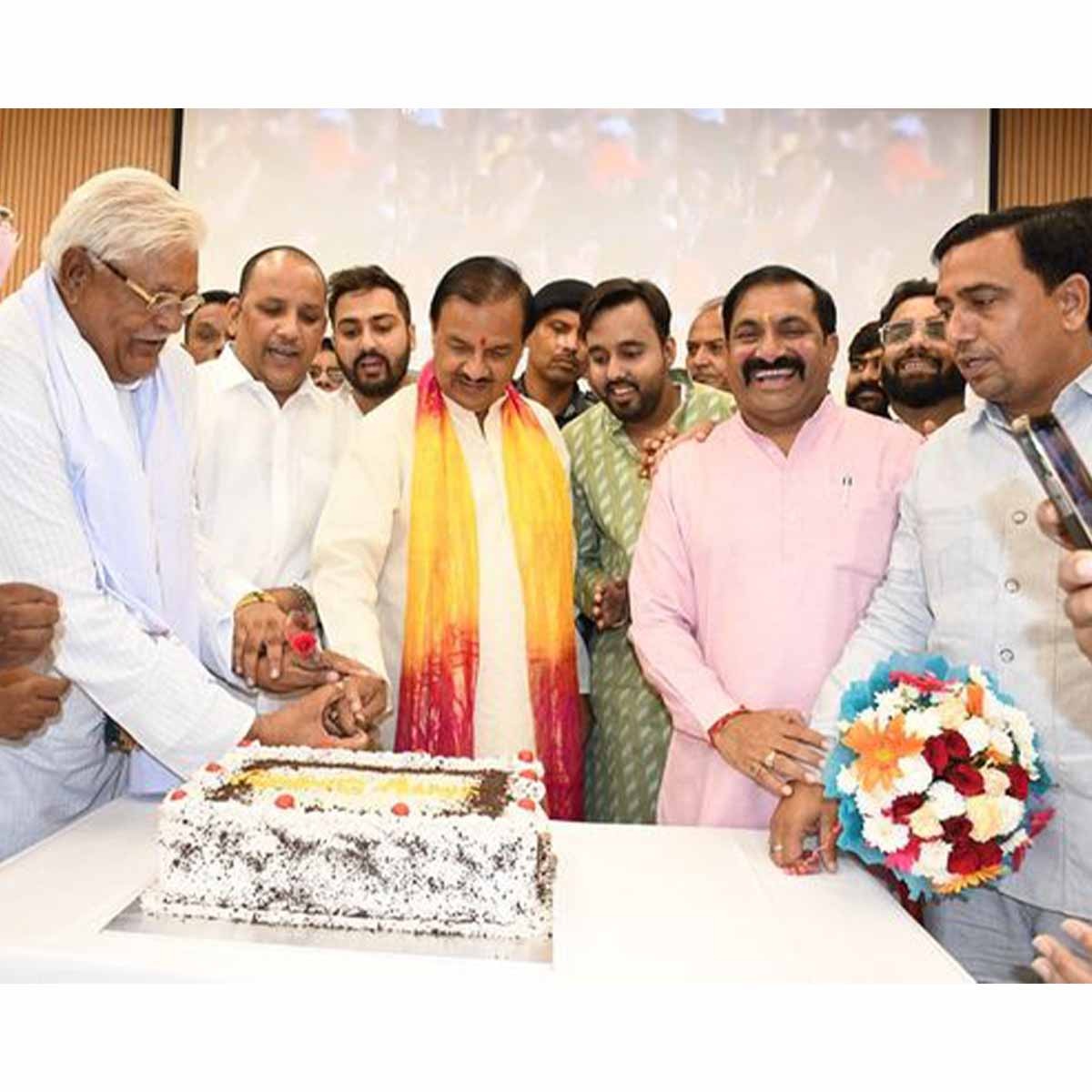 WhatsApp Image 2024-10-01 at 10.53.09 AM