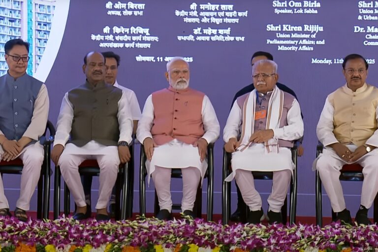 बाबा खड़क सिंह मार्ग पर 184 नए सांसद आवासों का लोकार्पण