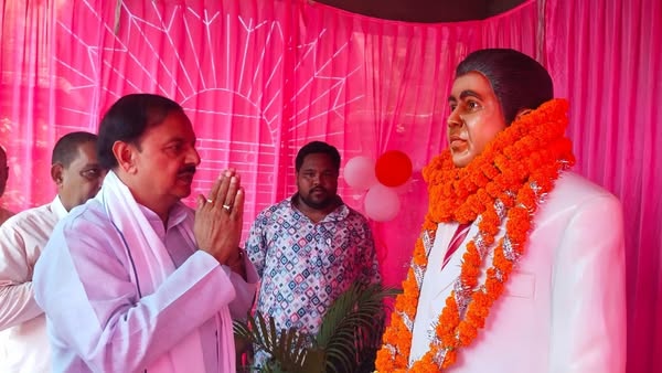 महाराजा कैप्टन गोपाल शरण सिंह जी की प्रतिमा अनावरण समारोह में सहभागिता