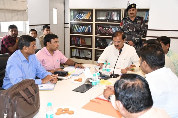 सांसद खेल महोत्सव 2025 की तैयारियों पर समीक्षा बैठक