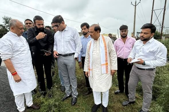 प्रधानमंत्री श्री नरेंद्र मोदी जी की आगामी रैली की तैयारियों का अवलोकन प्रधानमंत्री श्री नरेंद्र मोदी जी की आगामी रैली की तैयारियों का अवलोकन