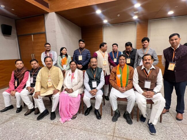 त्रिपुरा के मुख्यमंत्री डॉ. माणिक साहा जी एवं भाजपा प्रदेश अध्यक्ष श्री राजीब भट्टाचार्य जी के साथ आत्मीय भेंट