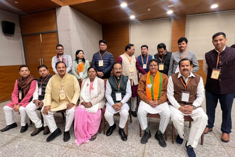 त्रिपुरा के मुख्यमंत्री डॉ. माणिक साहा जी एवं भाजपा प्रदेश अध्यक्ष श्री राजीब भट्टाचार्य जी के साथ आत्मीय भेंट