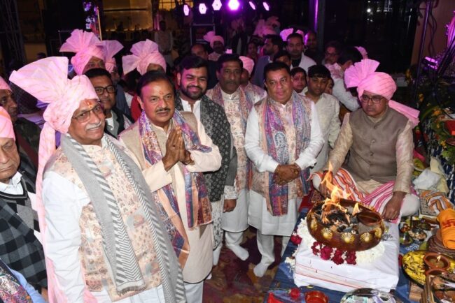 नोएडा में आयोजित खाटू श्याम भजन संध्या