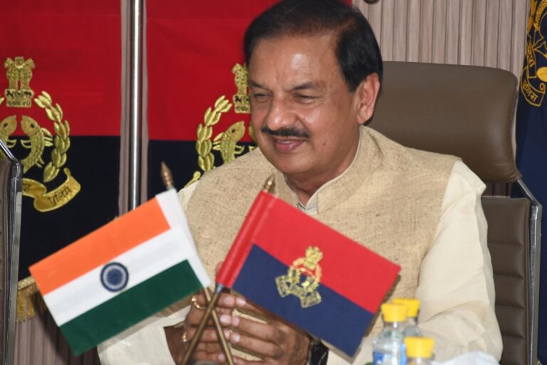 सूरजपुर पुलिस कलेक्टरेट में जिला समीक्षा बैठक