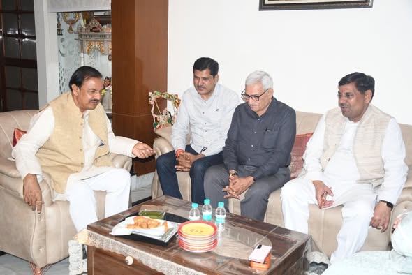 गोयनका कॉलोनी खुर्जा में श्री रवि राणा जी से भेंट