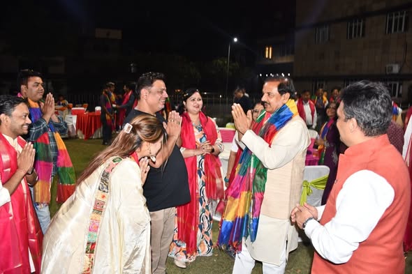 नोएडा सेक्टर-27 होली मिलन समारोह