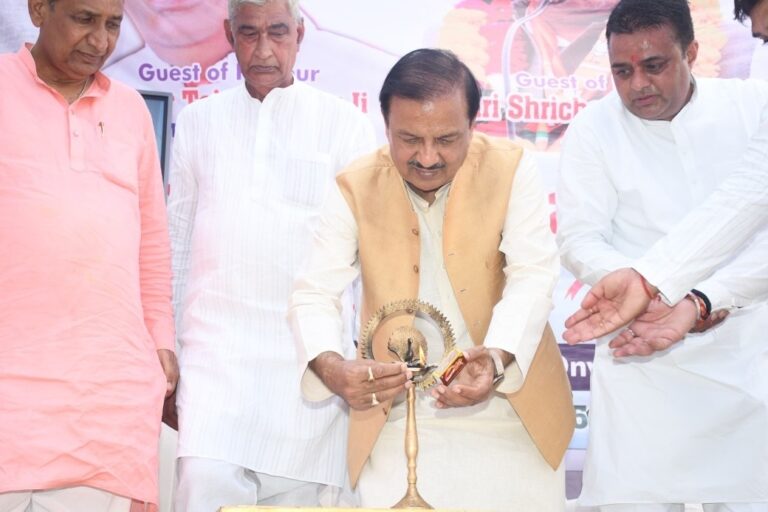 ग्रेटर नोएडा में विवांता ग्लोबल स्कूल का उद्घाटन कार्यक्रम