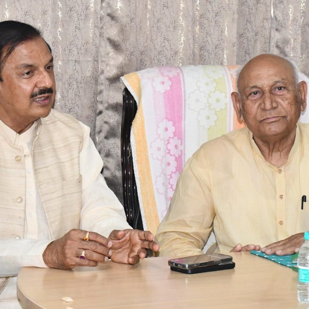 दनकौर में वेदराम भाटी जी से शिष्टाचार भेंट