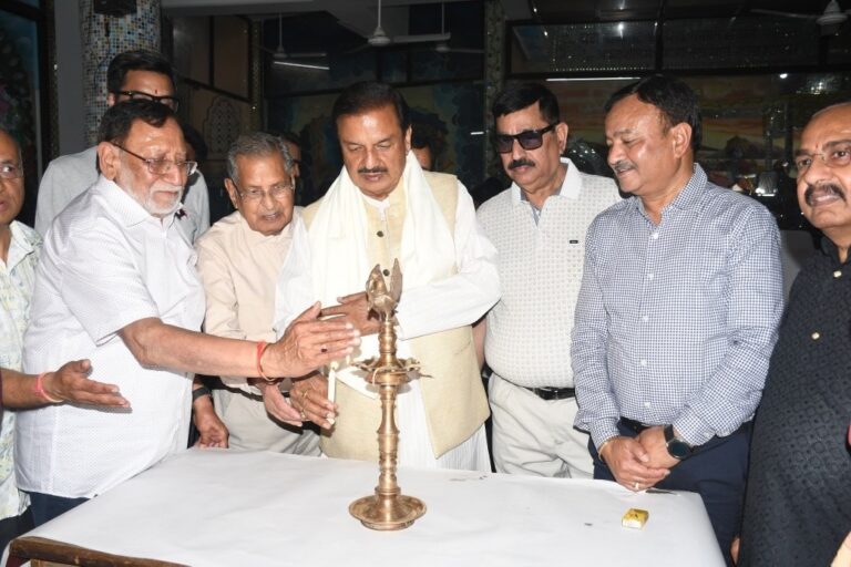 नोएडा सेक्टर-56 लक्ष्मी नारायण मंदिर में मेगा ब्लड डोनेशन फेस्टिवल