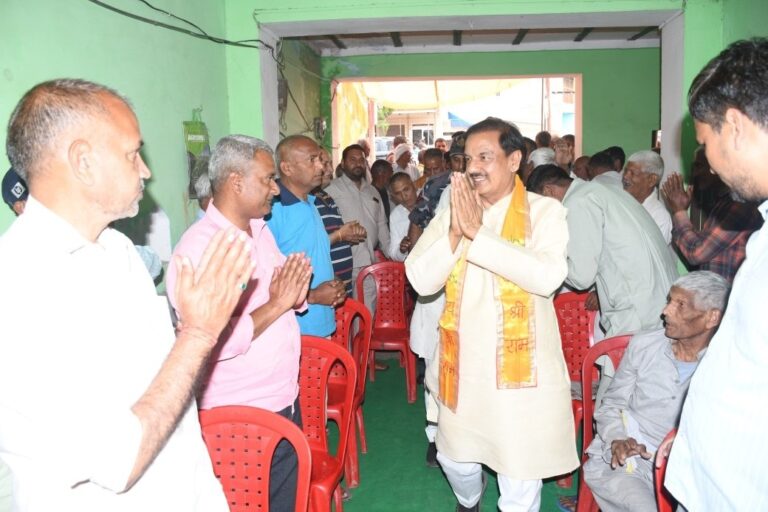 अरोन्डा, निठारी, फतेहपुर, ख्वासपुर और चोला में जनसंपर्क