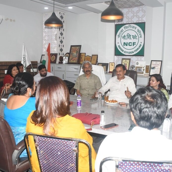 नोएडा सिटीजन फोरम कार्यकारी बैठक में सहभागिता