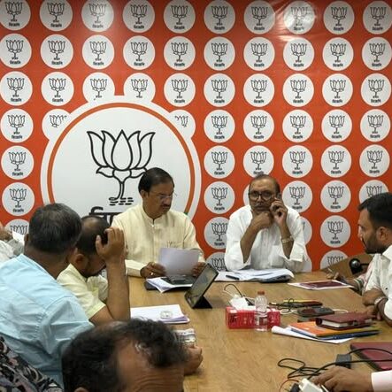 भाजपा विधिक प्रकोष्ठ के साथ बैठक