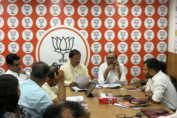 भाजपा विधिक प्रकोष्ठ के साथ बैठक