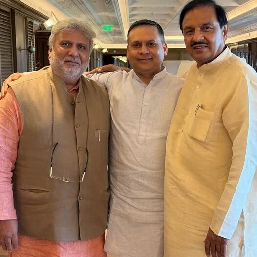 Discussion with senior BJP leaders on West Bengal development vision Discussion with senior BJP leaders on West Bengal development vision