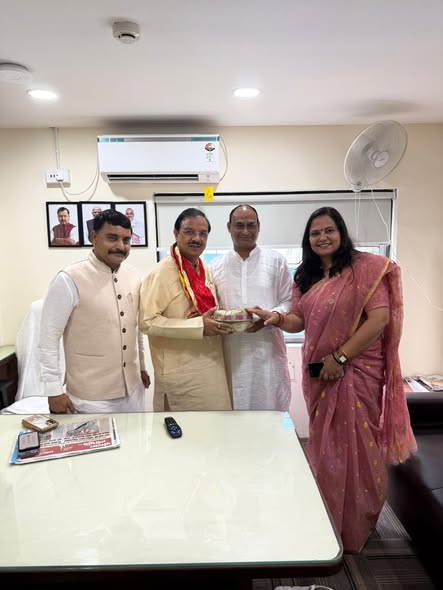 जगन्नाथ मंदिर पुजारी एवं भाजपा नेता से भेंट