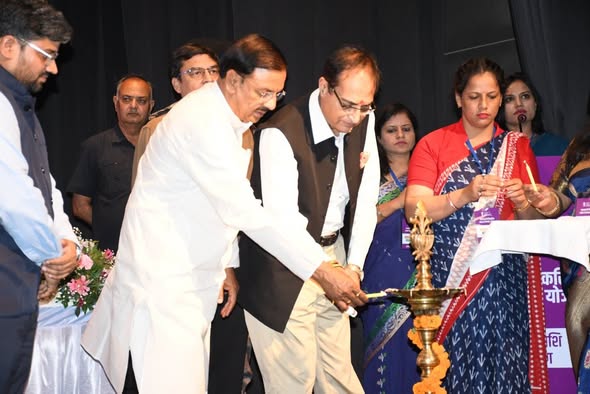 नोएडा सेक्टर 62 में प्रोत्साहन राशि वितरण कार्यक्रम में सहभागिता नोएडा सेक्टर 62 में प्रोत्साहन राशि वितरण कार्यक्रम में सहभागिता
