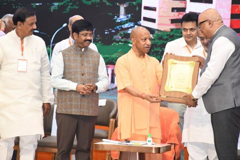 नोएडा में आयोजित MSME दिवस पर UPITS कार्यक्रम में सहभागिता