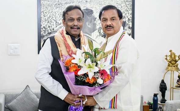 नई दिल्ली में भाजपा के राष्ट्रीय महासचिव एवं राज्यसभा सांसद विनोद तावड़े जी से शिष्टाचार भेंट का दृश्य