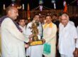 गौतमबुद्ध नगर के दनकौर स्थित गुरु द्रोणाचार्य मंदिर में 103वें ऐतिहासिक दनकौर मेले के उद्घाटन का दृश्य