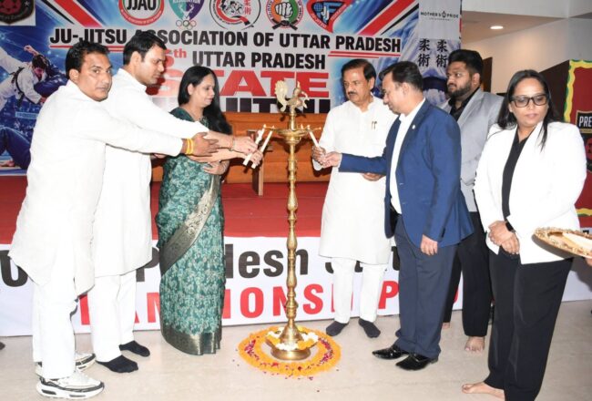 खेल प्रतियोगिता में भाग लेने वाले युवा खिलाड़ियों की प्रतिभा, अनुशासन, आत्मविश्वास और खेल भावना को प्रोत्साहित करते हुए खेल प्रतियोगिता में भाग लेने वाले युवा खिलाड़ियों की प्रतिभा, अनुशासन, आत्मविश्वास और खेल भावना को प्रोत्साहित करते हुए