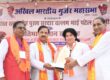 ग्रेटर नोएडा में अखिल भारतीय गुर्जर महासभा द्वारा आयोजित सरदार वल्लभभाई पटेल जयंती एवं प्रतिभा सम्मान समारोह में राजस्थान के पूर्व राज्यपाल श्री कलराज मिश्र जी, श्री बंशीलाल गुर्जर जी और दादरी विधायक श्री तेजपाल नागर जी सहित गणमान्य अतिथियों के साथ सहभागिता करते हुए